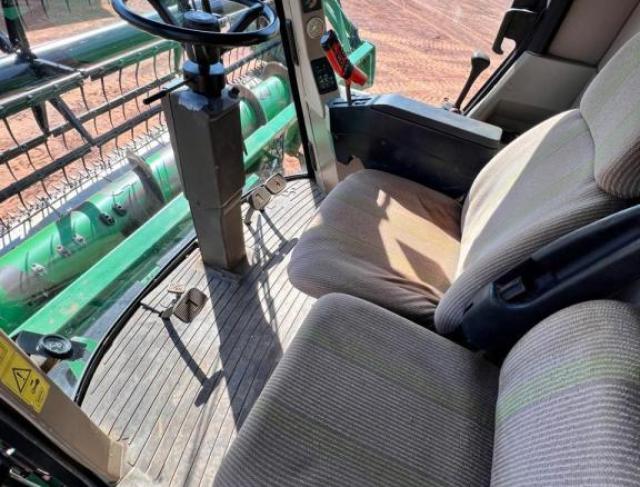 Colhetadeira 1550 John Deere 