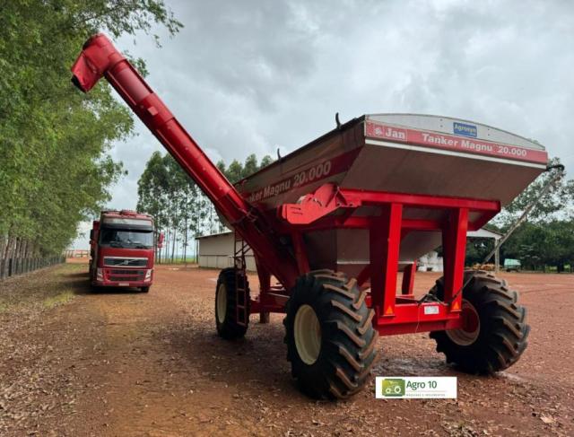 Carreta Graneleira Tanker Magnu 20.000