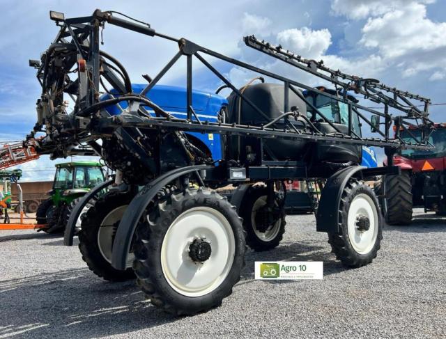 Pulverizador Auto Propelido  SP 2.500 NewHolland 