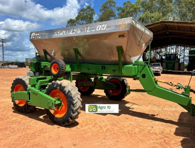 Distribuidor de Corretivos Hércules 10.000 Ano 2011